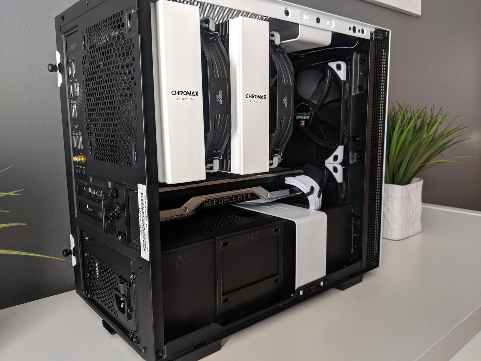 Compact PC build