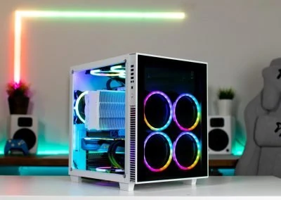 MastersOfTech’s Cube PC Build