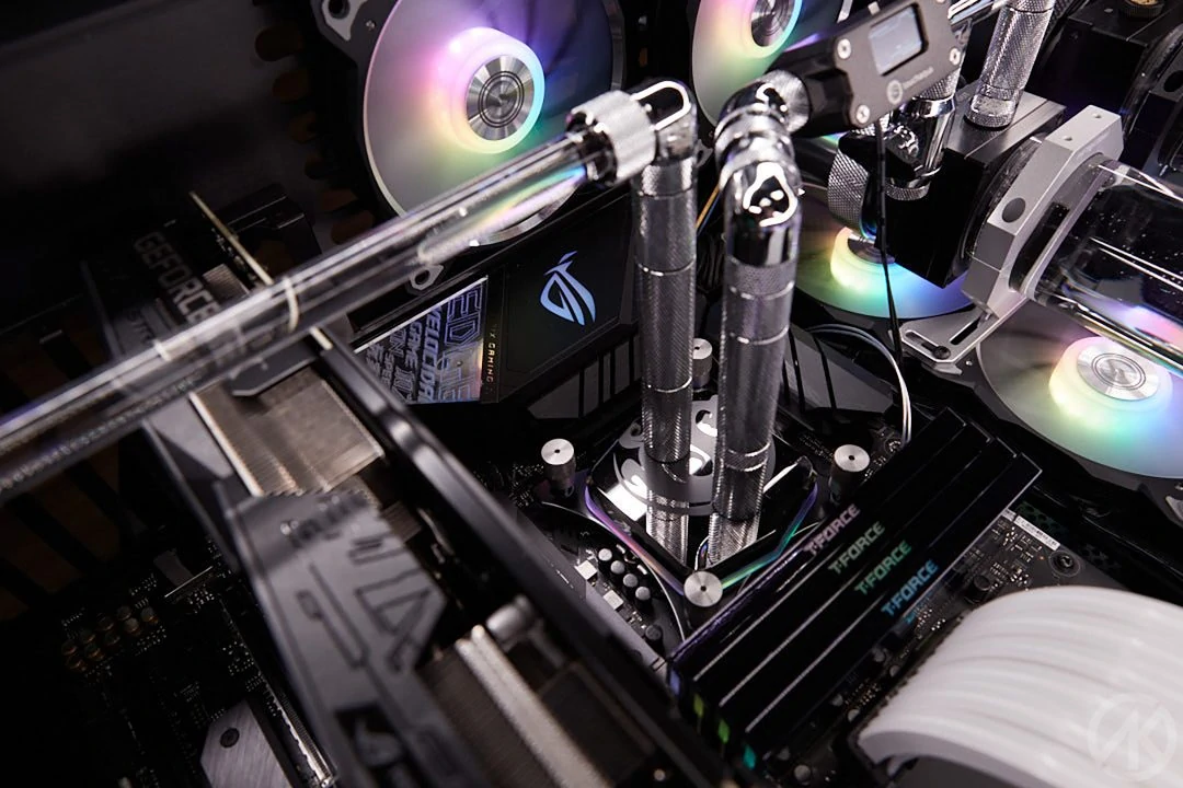 An example of custom water CPU cooling 