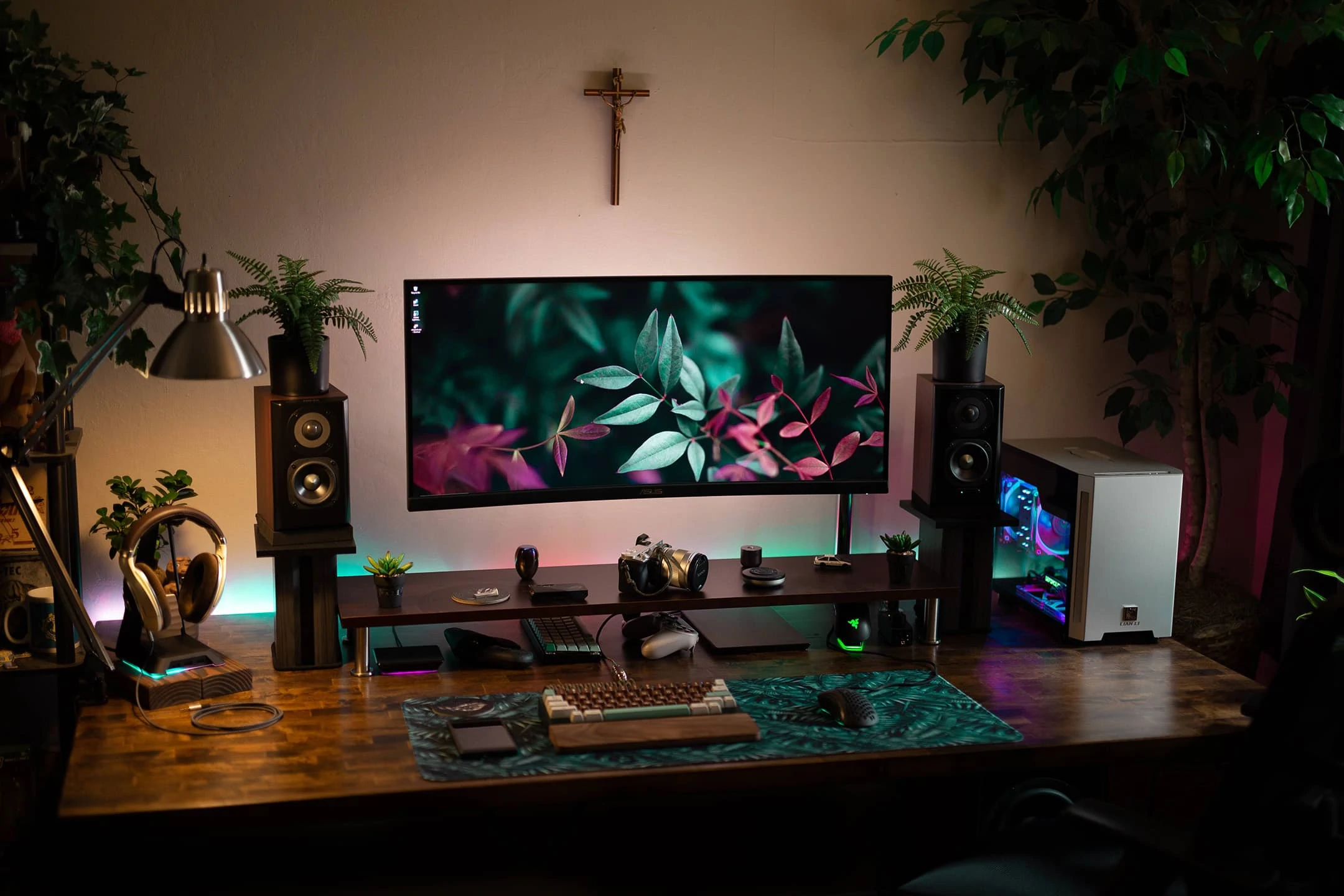Lian Li's TU150 pc case in action
