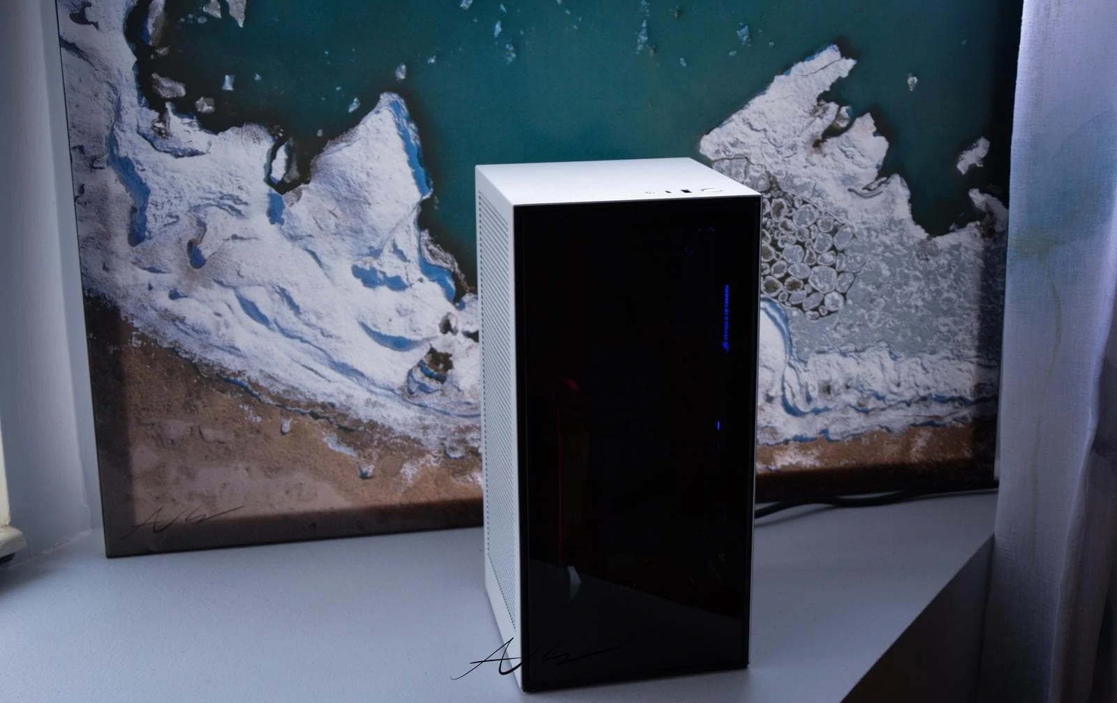 NZXT H1 PC case