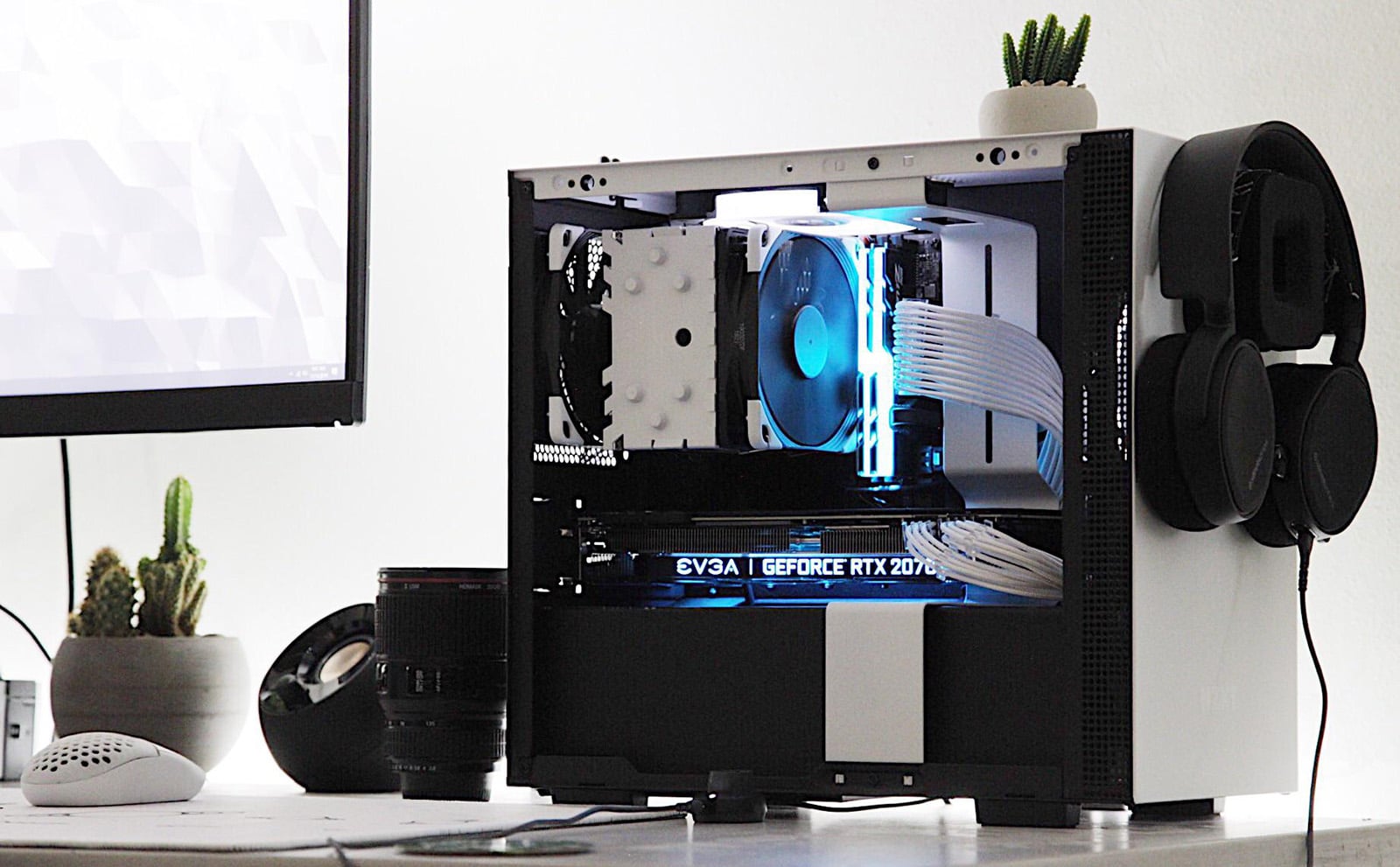 The NZXT Puck headphone mount is one of a kind
