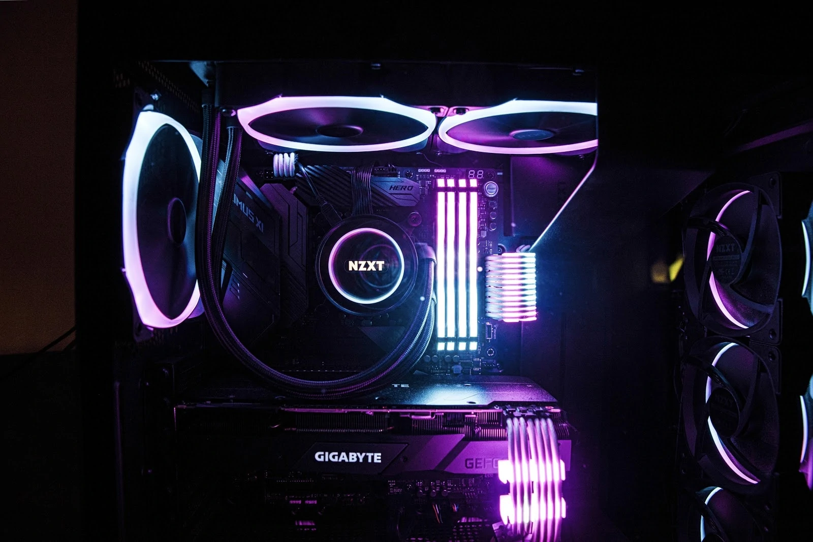NZXT Aer rgb fan example build