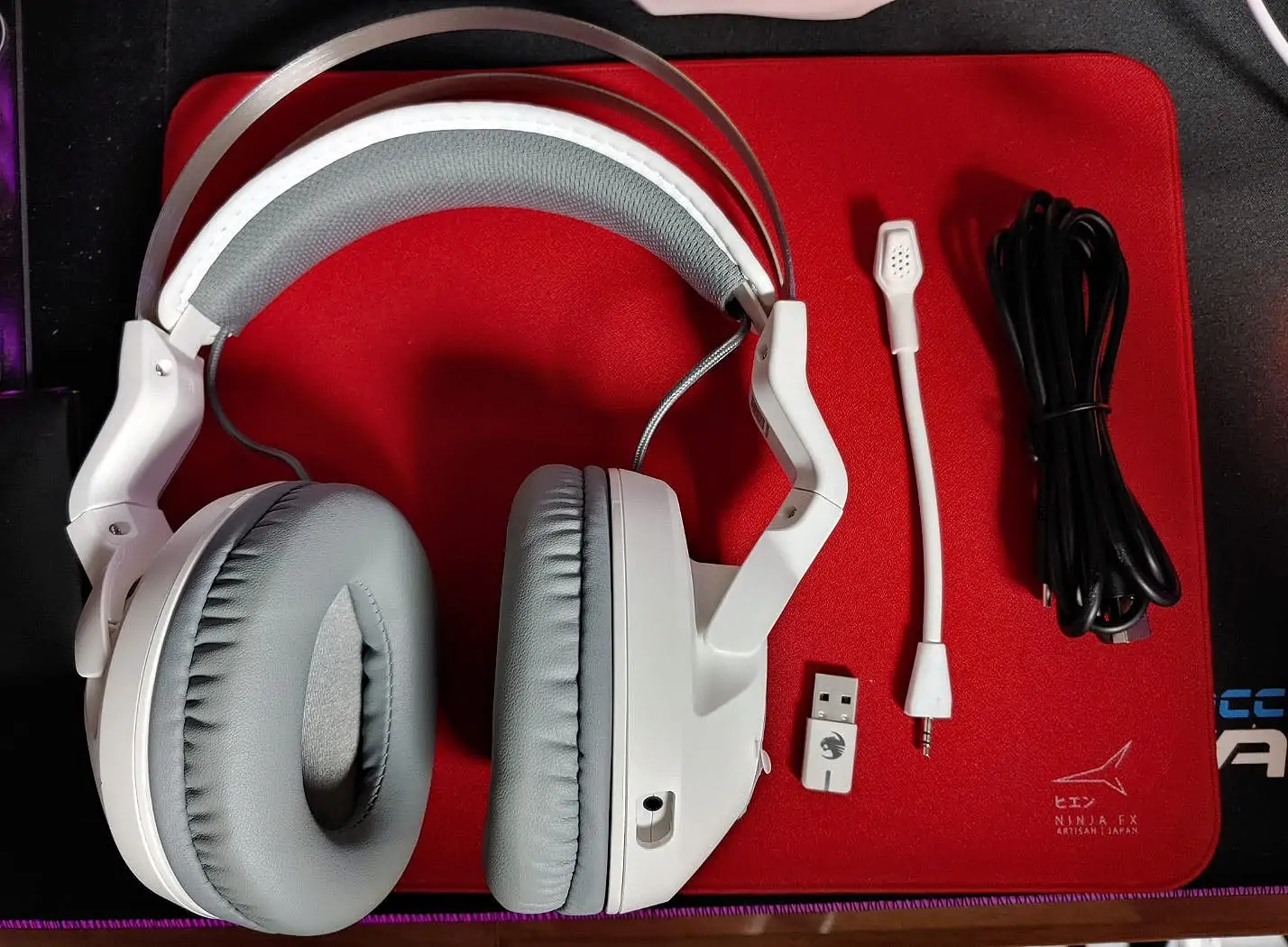 Roccat Elo Air gaming headset