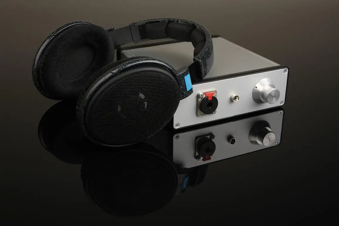 Sennheiser HD600 audiophile headphones