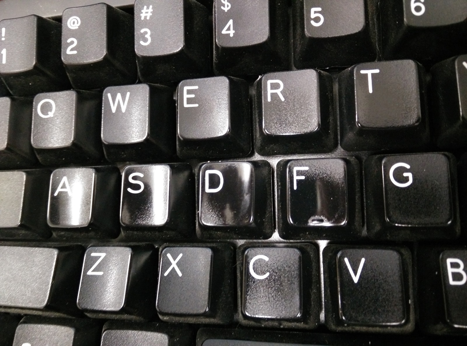 worn out keycaps