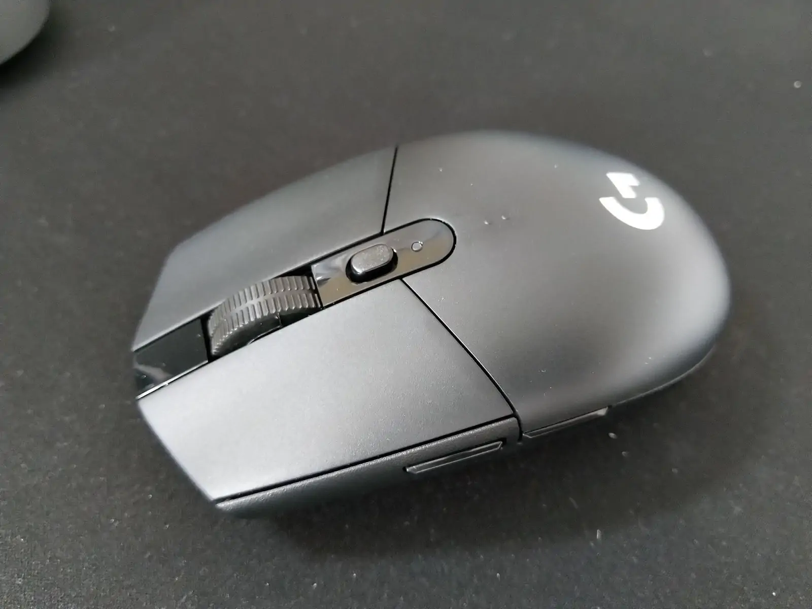 logitech g305 small gaming mouse