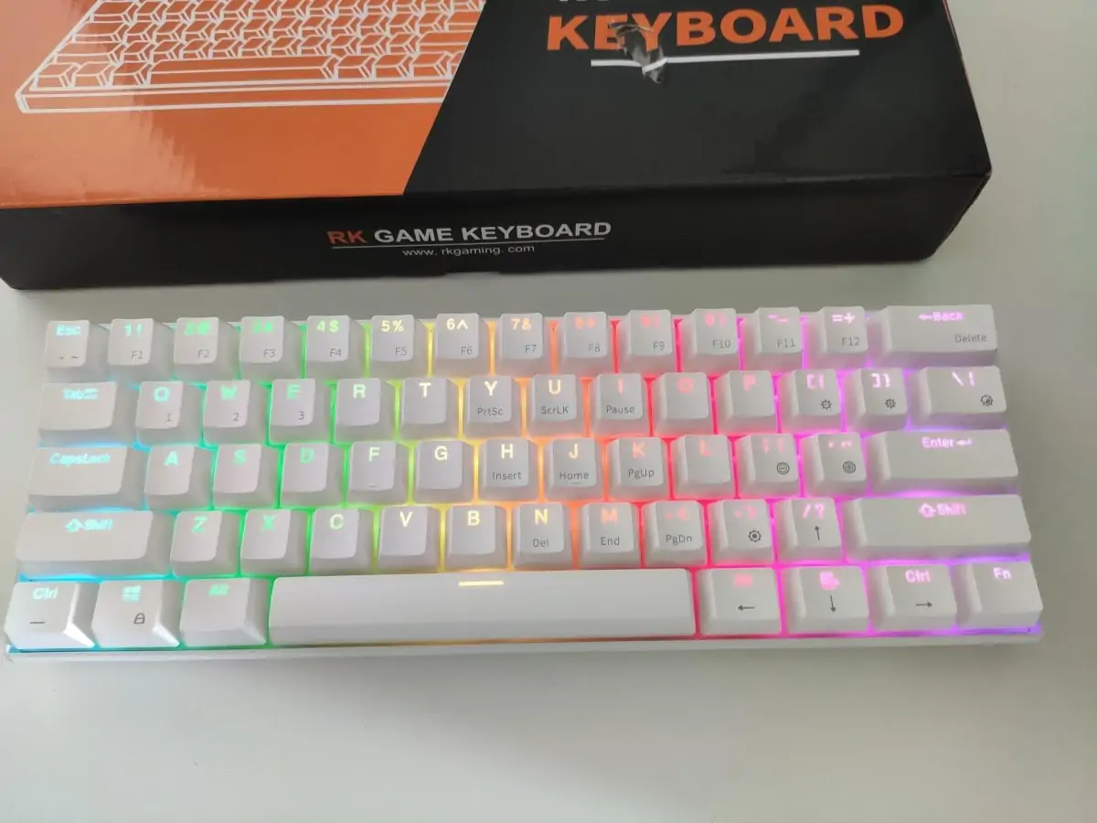Royal Kludge RK61 Budget 60% keyboard