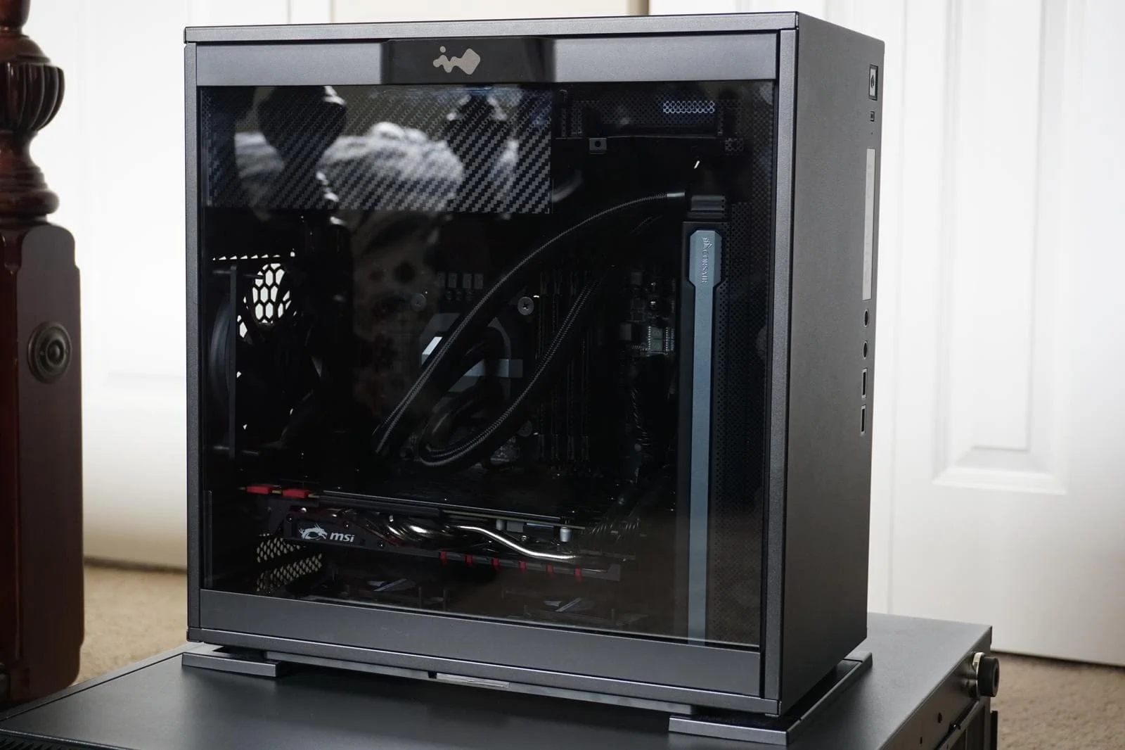InWin 301