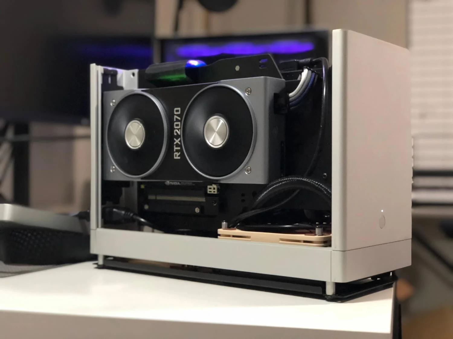 Louqe Ghost S1