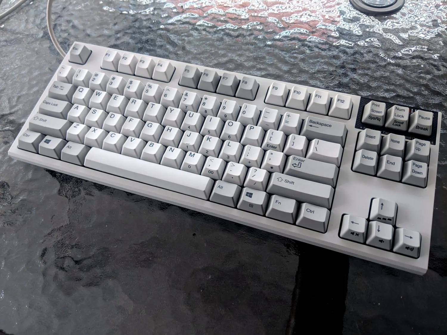 Realforce R2 TKL