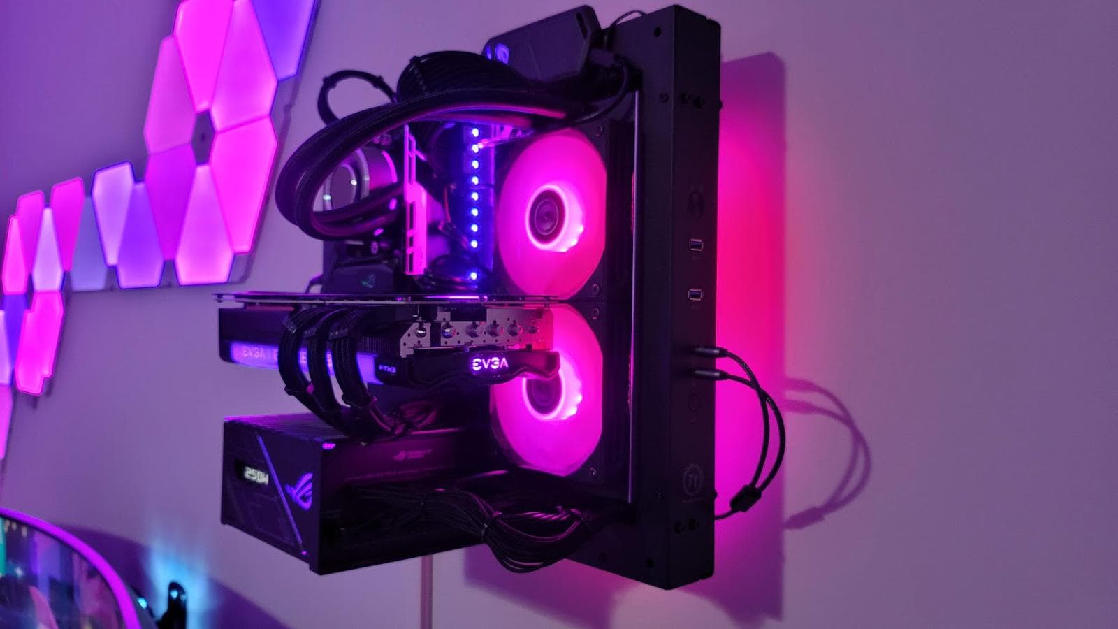 Thermaltake Core P1