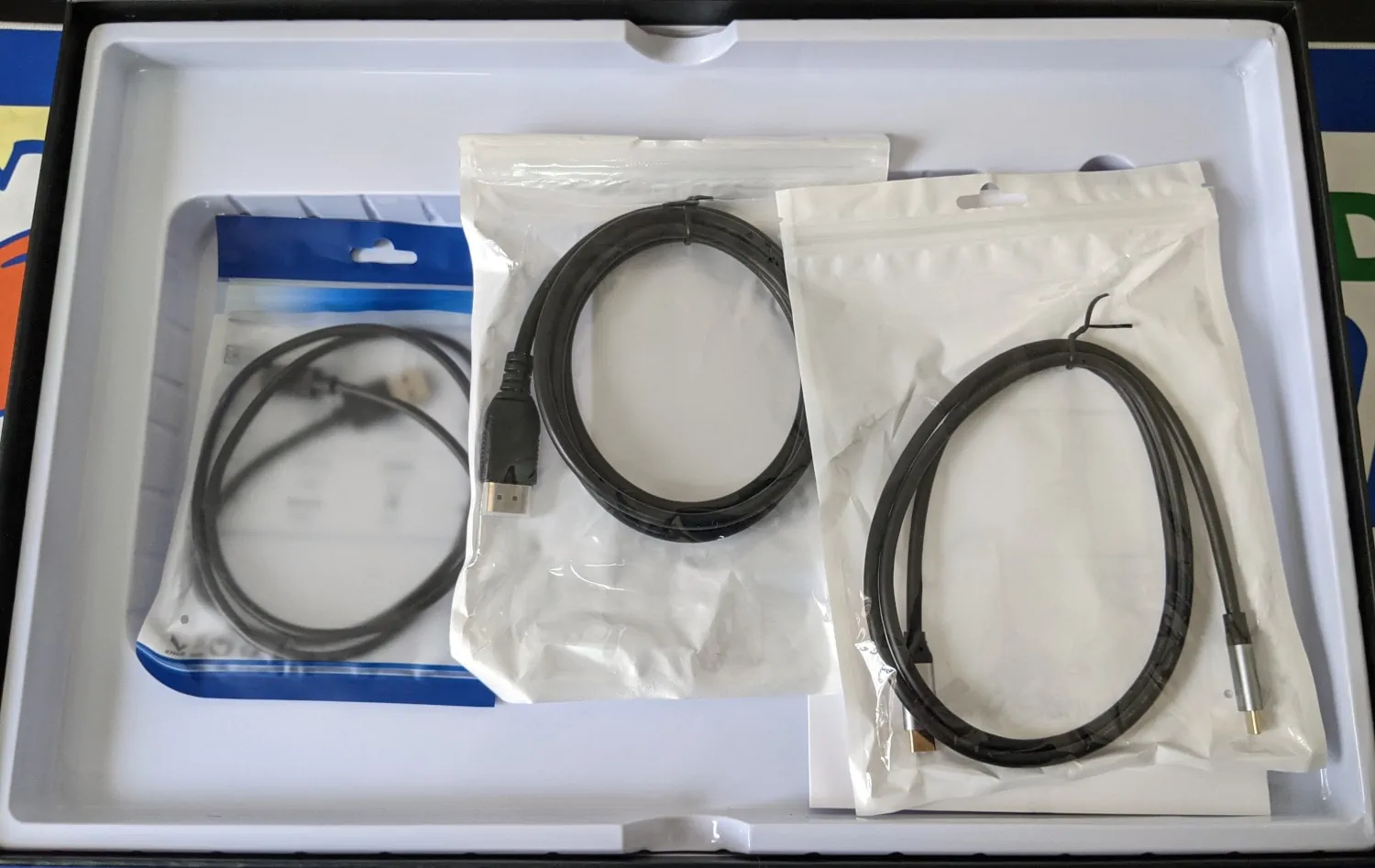Intehill monitor extras