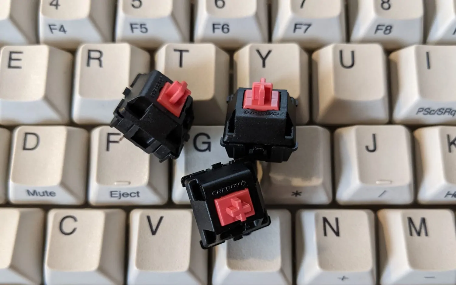 Cherry MX Silent Red