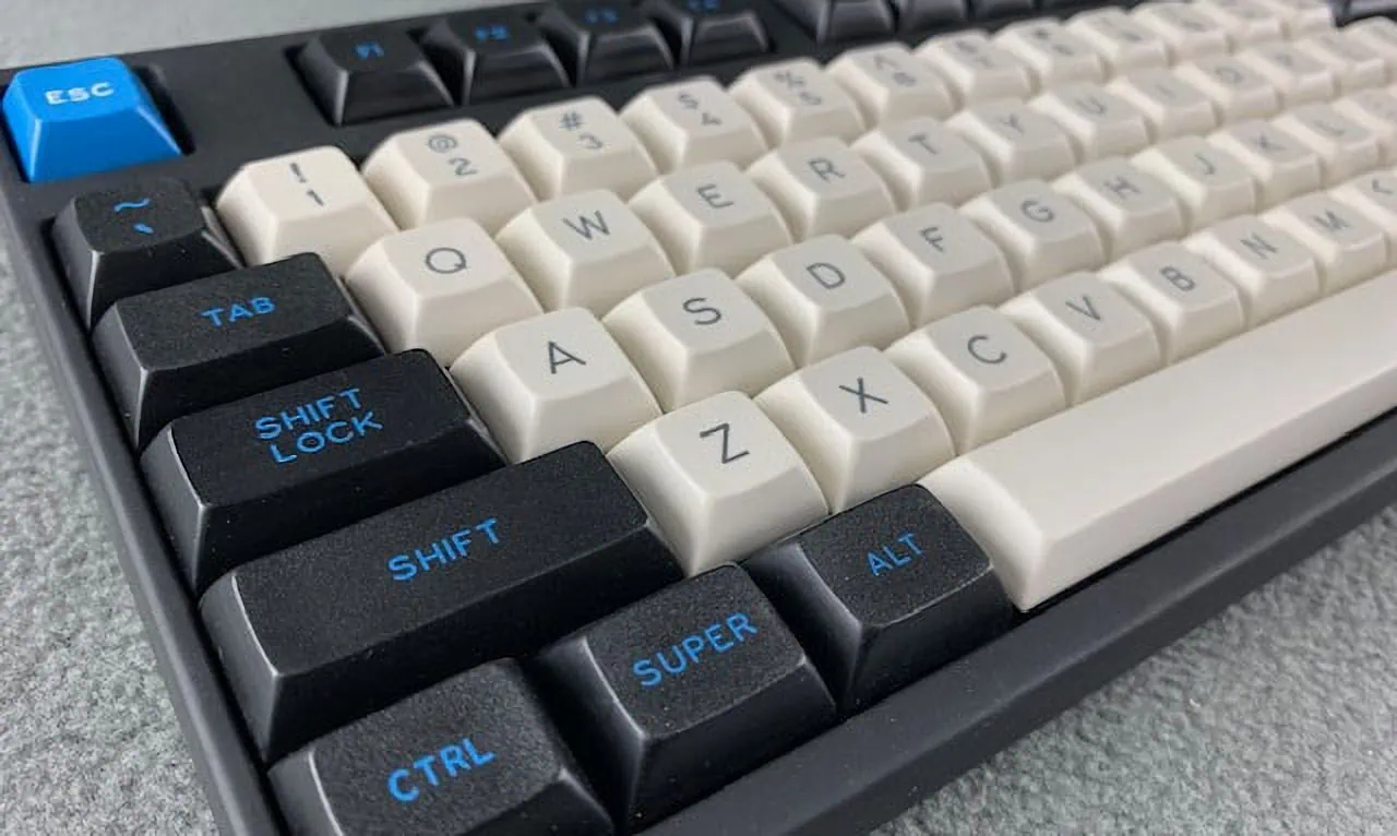 Signature Plastics Eve DSA