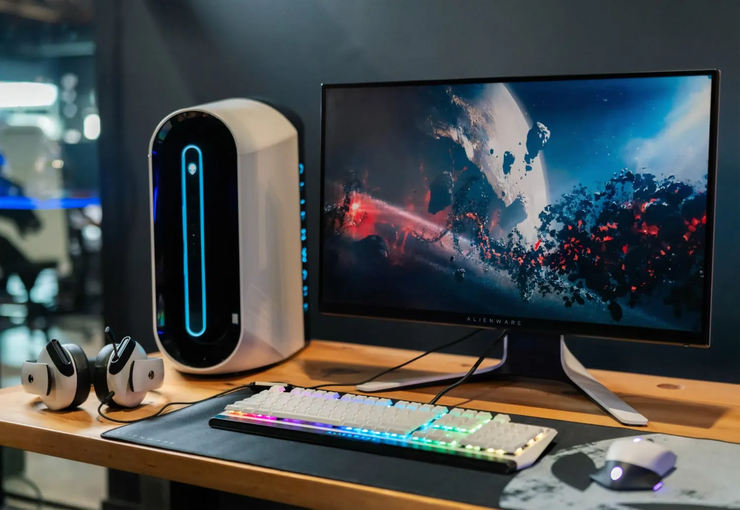 Alienware gaming monitor