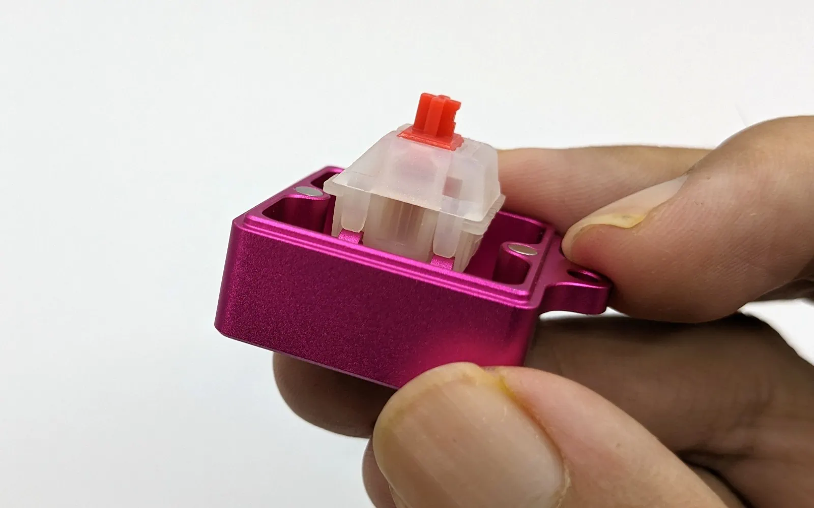 Opening a mechanical keyboard switch