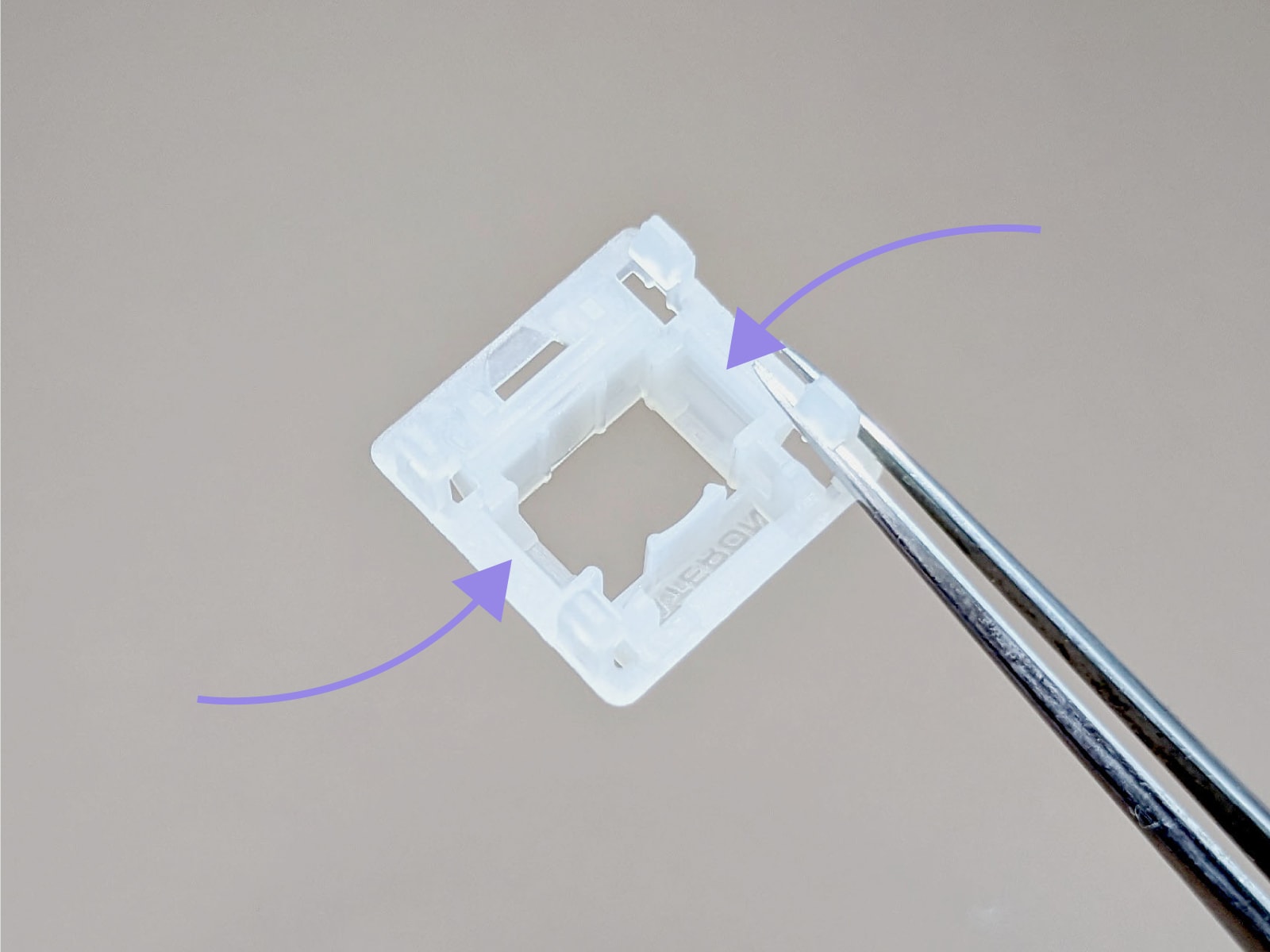 Switch upper housing