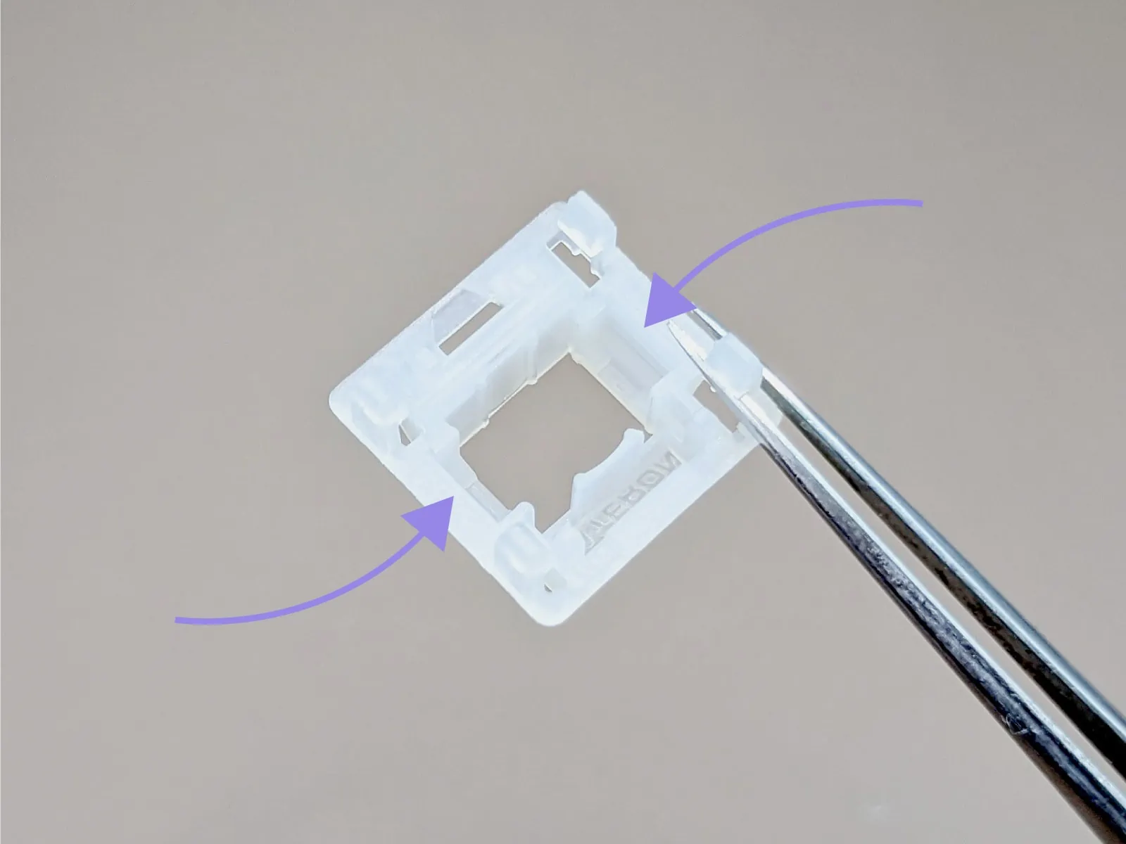 Switch upper housing