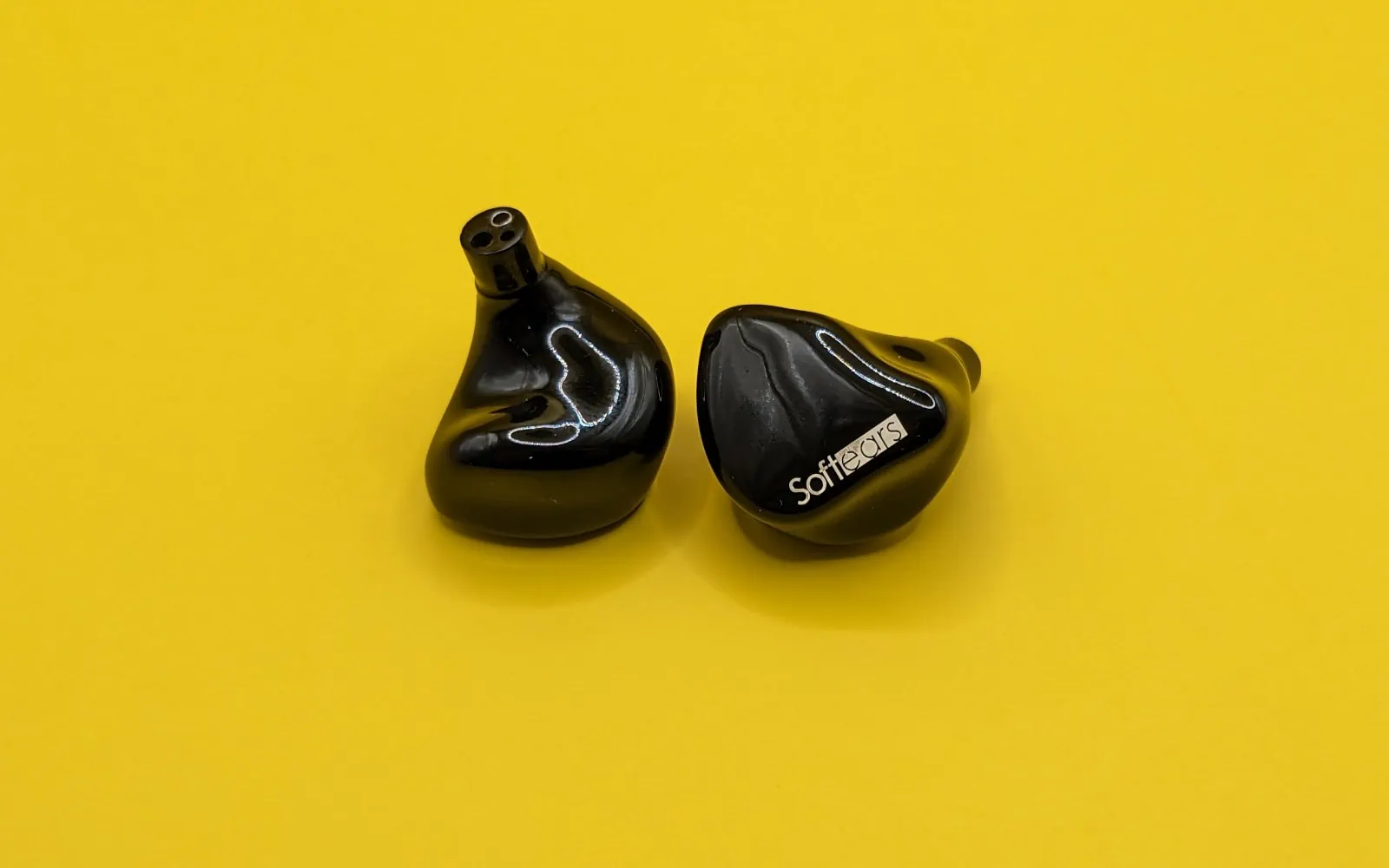 Softears Studio 4 in-ear monitors