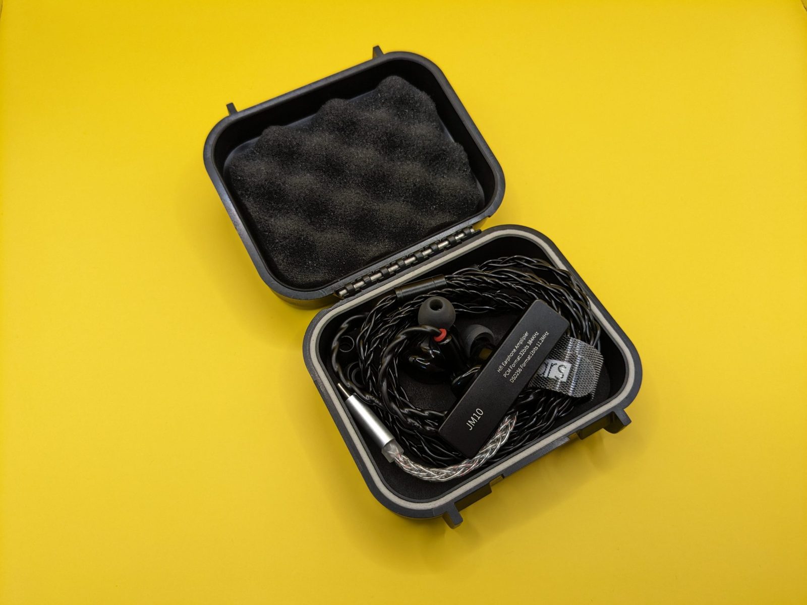 Softears Studio 4 in-ear monitor case